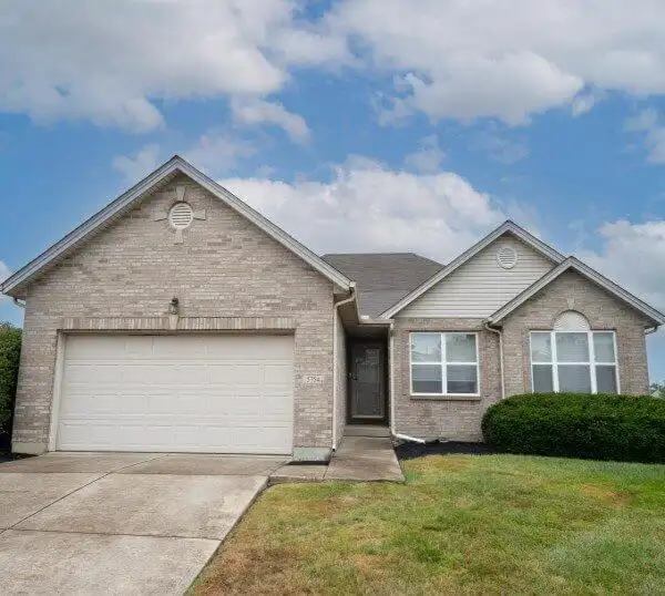 5754 Trailside Court, Mason, a home Lori Lyons helped close